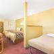 Super 8 by Wyndham Moriarty, Moriarty - Photo 7