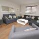 FREE Parking, Stylish and Spacious Bungalow, Bath - Photo 3