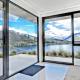 Executive Living in Bluewater Queenstown - Foto 1