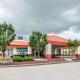 Quality Inn & Suites Kansas City I-435N Near Sports Complex, Kansas City - Foto 1