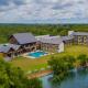 Amora Lagoon Hotel, Katunayaka