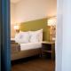 Hotel-Gasthof Neue Post, Leutershausen - Photo 2
