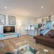 Treetops Apartment, Milton Keynes
