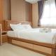 3BR with Sofa bed at Gateway Pasteur Apartment By Travelio Bandung - Foto 1