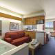 Ramada Limited by Wyndham, Bloomington I-55 & I-74 IL - Fotografie 8