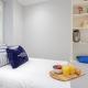 Relaxing and Spacious Kensington Apartment with Patio, London - Photo 8