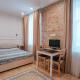 Stylish Latvian-Style Studio Apartment Near City Center, Parks, Cafés & Public Transit, Riga (foto 2)