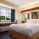 Microtel Inn & Suites by Wyndham Huntsville - Photo 4