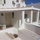 Hotel Macondo, Lampedusa