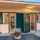 Apartment Leut with spacious terrace and sea view, Slatine (fotografie 4)