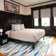 A Stylish Stay with a King Bed and Heated Floors #27, Brookline - Fotografie 1