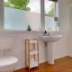 Sunny & Cozy Home near Western Springs, Окленд - Фото 1