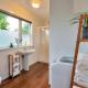 Sunny & Cozy Home near Western Springs, Окленд - Фото 5