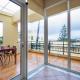 Sunny Apartment, Daratso