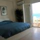 On the Beach (literally) stylish apartment with free P Valona - Foto 4