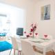 The Wellington - Stylish 3-Bedroom House, Sleeps 8, Ideal for Professionals Burton upon Trent - Fotografie 2