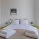 LovelyStay - Sunny Santa Catarina I, Lisbon - Photo 8