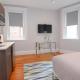 A Stylish Stay w/ a Queen Bed, Heated Floors.. #33, Brookline (foto 6)