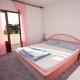 Apartments by the sea Kampor, Rab - 5051, Rab (Arbe) (foto 8)