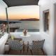 Emfasis Luxury Villa, Fira