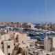 The Penthouse Flat-terrace&view
