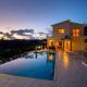 Villa Blue Jadeite, Пейя
