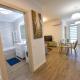 Stylish Stay - Premium - free parking & central location, Орадя (фото 10)