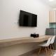 Trendy Studio at Menteng Park Apartment By Travelio Yakarta - Foto 9