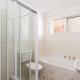 Albert Court 8, Forster (fotografie 9)