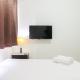 1BR with Working Space The Oasis Cikarang By Travelio - Fotografie 2