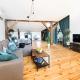 Cozy Studio Mansard Riga Old Town Aptartment, AC, Riga (foto 4)