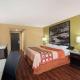 Super 8 by Wyndham Raleigh North East - Photo 8