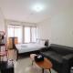 Garden View Studio at Nifarro Park Apartment By Travelio Yakarta - Foto 7
