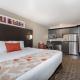 Hawthorn Suites Las Vegas, Las Vegas - Photo 3