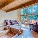 Rustling Waters Getaway, Rhododendron (foto 7)