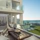 Sandpiper House: Stunning Ocean Views, Heated Pool & Large Garden, Кейптаун - Фото 10