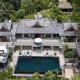 Luxury 4 bedrooms Villa with Seaview Infinity Pool overlooking Surin Beach