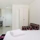 Modern City View Studio Apartment at Tuscany Residences By Travelio, Ciater-tengah - Fotografie 10