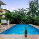 Pura Vida by StayVista - A hill-view villa with Modern interiors & Swimming pool, Lonavla - Foto 2