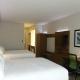 Holiday Inn Express & Suites Brentwood, Brentwood (fotografie 9)