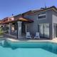 Charming Villa Verde with private pool in Pula, extra POOL HEATING by WiiBuk, Pula