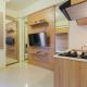 Modern Studio Apartment at 26th Floor Green Pramuka City By Travelio Giacarta - Foto 4