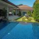 Spacious 4 Bedrooms Private Pool Villa in Phuket Rawai Beach - Zdjęcie 1
