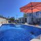 Charming villa Zoya with pool in Pula