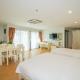 The Kinn Bangkok, Bangkok - Photo 2