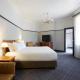 Brassey Hotel - Managed by Doma Hotels Канберра - Фото 6
