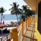 Pie de Playa la Ropa, Zihuatanejo