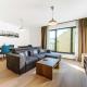 Quiet & new apartment near city center with garage, Praha - Fotografie 1