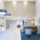 Holiday Inn Express & Suites - Lake Forest by IHG, Lake Forest (Foto 7)