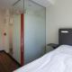 easyHotel Rotterdam City Centre - Photo 10